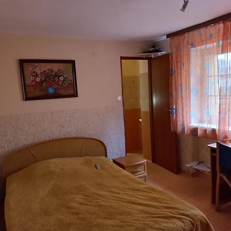 Pokoje Goscinne Bella Mielno (Koszalin)