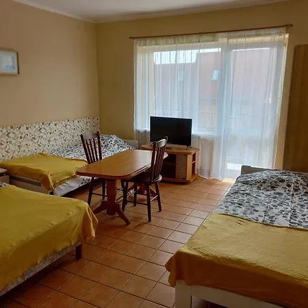 Pokoje Goscinne Bella *